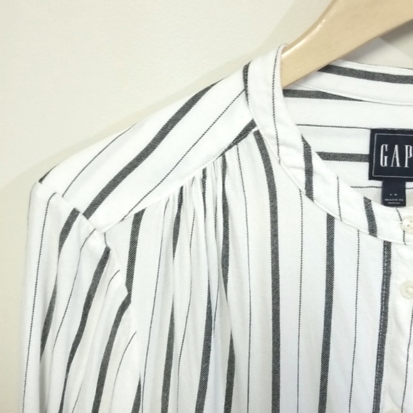 Gap Striped Shirt - Picture 7 of 8